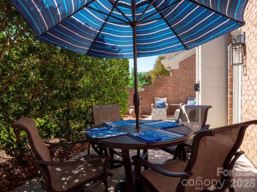 11724 Easthampton Circle, Charlotte, NC 28277.  MLS# CAR4349339, YatesRealty ID 23893. 