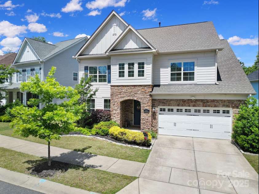 1001 Emory Lane, Fort Mill, SC 29708.  MLS# CAR4254300, YatesRealty ID 23894. 