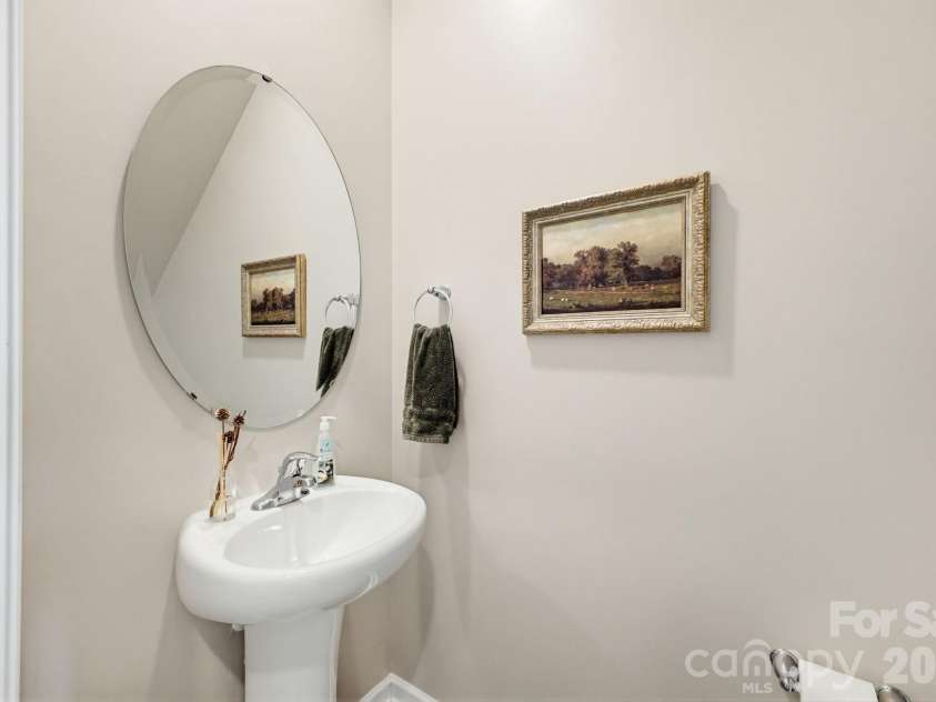 1334 37th Avenue Lane, Hickory, NC 28601.  MLS# CAR4373157, YatesRealty ID 23894. Half bath downstairs