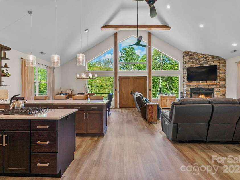 143 Burnside Trail, Hendersonville, NC 28792.  MLS# CAR4258291, YatesRealty ID 23895. THIS is Modern Mountain Living...