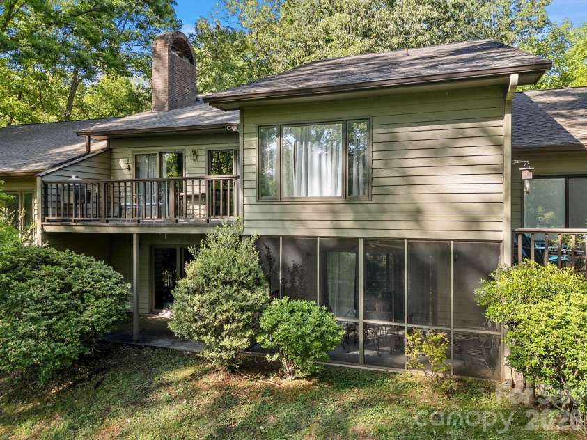 22 Hunting Country Trail, Tryon, NC 28782.  MLS# CAR4376085, YatesRealty ID 23895. 
