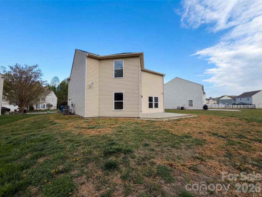 416 Inverness Lane, Salisbury, NC 28146.  MLS# CAR4366550, YatesRealty ID 23896. 