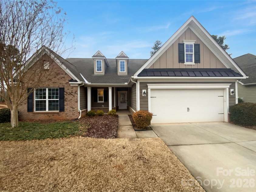 200 Sweet Briar Drive, Fort Mill, SC 29707.  MLS# CAR4347026, YatesRealty ID 23899. 