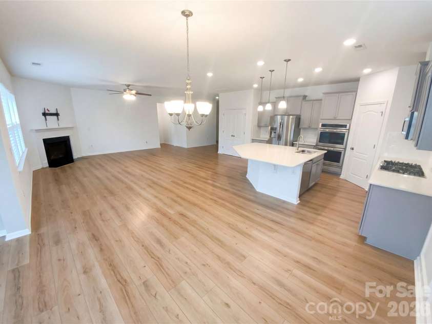 200 Sweet Briar Drive, Fort Mill, SC 29707.  MLS# CAR4347026, YatesRealty ID 23899. 