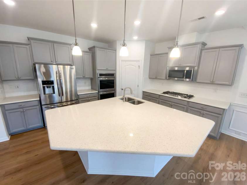 200 Sweet Briar Drive, Fort Mill, SC 29707.  MLS# CAR4347026, YatesRealty ID 23899. 