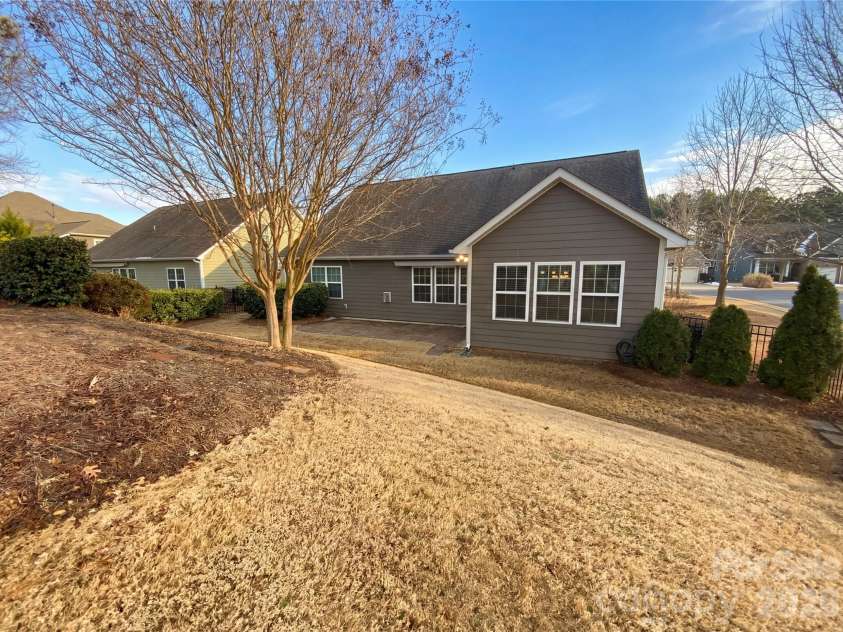 200 Sweet Briar Drive, Fort Mill, SC 29707.  MLS# CAR4347026, YatesRealty ID 23899. 