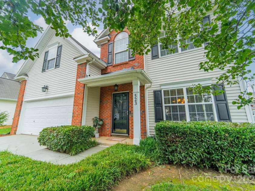 523 Galesburg Drive, Monroe, NC 28110.  MLS# CAR4277828, YatesRealty ID 23899. 