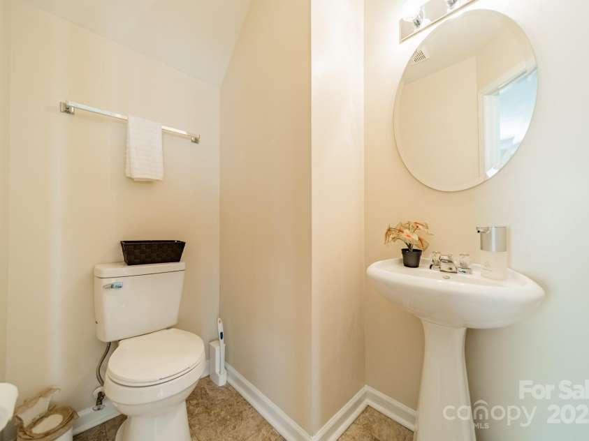 523 Galesburg Drive, Monroe, NC 28110.  MLS# CAR4277828, YatesRealty ID 23899. 