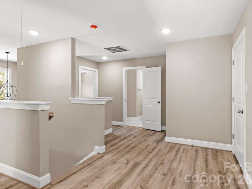 2858 Eland Drive, Winston Salem, NC 27127.  MLS# CAR4316163, YatesRealty ID 239. 