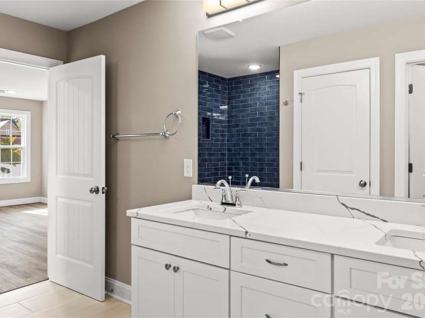 2858 Eland Drive, Winston Salem, NC 27127.  MLS# CAR4316163, YatesRealty ID 239. 