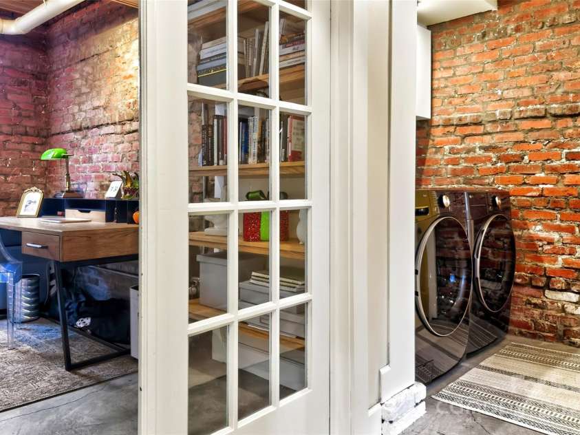 18 Princeton Drive, Asheville, NC 28806.  MLS# CAR4322328, YatesRealty ID 2390. 