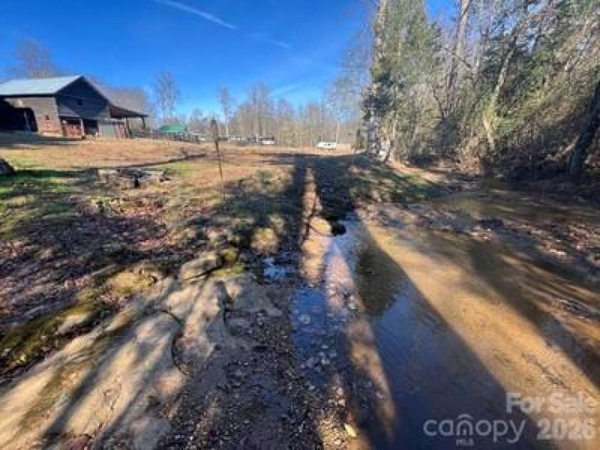 176 + 174 Oak Hollow Road, Union Grove, NC 28689.  MLS# CAR4383053, YatesRealty ID 23901. 