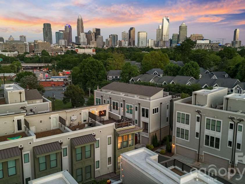 1605 Cannon View Lane, Charlotte, NC 28208.  MLS# CAR4364841, YatesRealty ID 23902. Aerial view.