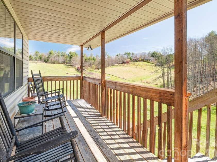 216 Pickens Road, Weaverville, NC 28787.  MLS# CAR4401446, YatesRealty ID 23904. 