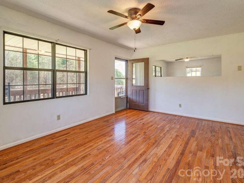 216 Pickens Road, Weaverville, NC 28787.  MLS# CAR4401446, YatesRealty ID 23904. 
