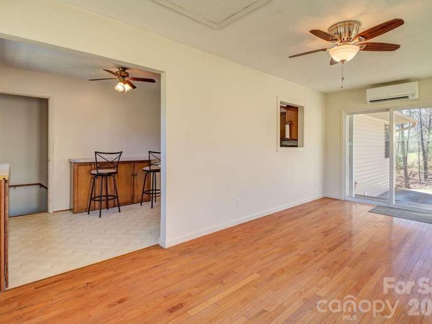 216 Pickens Road, Weaverville, NC 28787.  MLS# CAR4401446, YatesRealty ID 23904. 