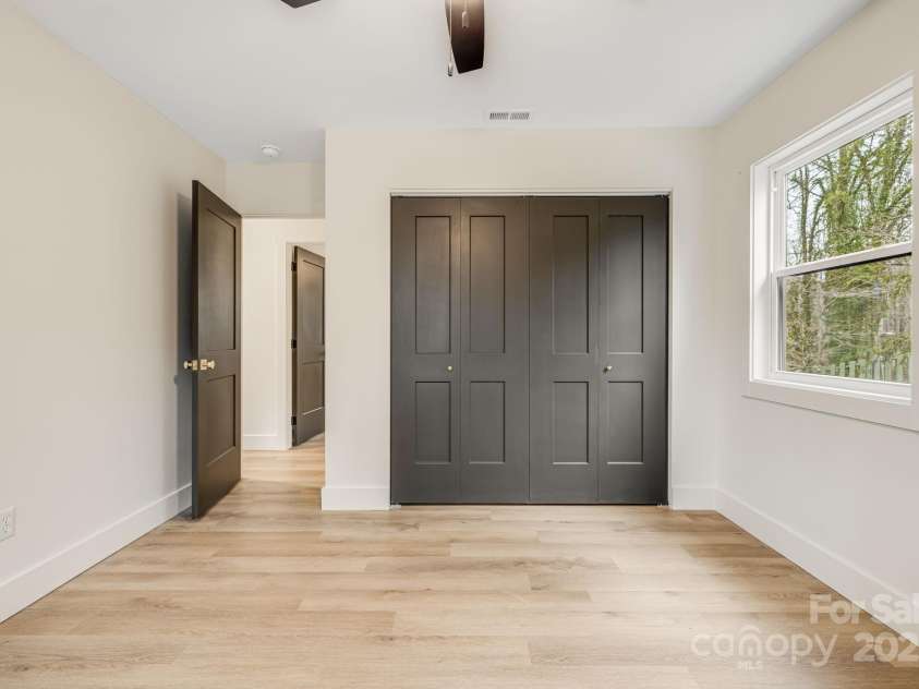 7 Angus Lane, Asheville, NC 28805.  MLS# CAR4306451, YatesRealty ID 23904. Bedroom 2