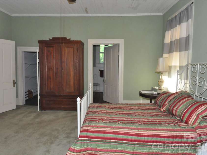 121 Hemphill Avenue, Chester, SC 29706.  MLS# CAR4383934, YatesRealty ID 23907. 
