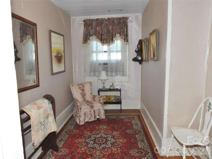 121 Hemphill Avenue, Chester, SC 29706.  MLS# CAR4383934, YatesRealty ID 23907. 