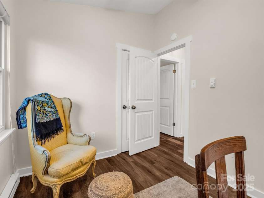 1625 Mountain Cove Road, Black Mountain, NC 28711.  MLS# CAR4237379, YatesRealty ID 23907. 