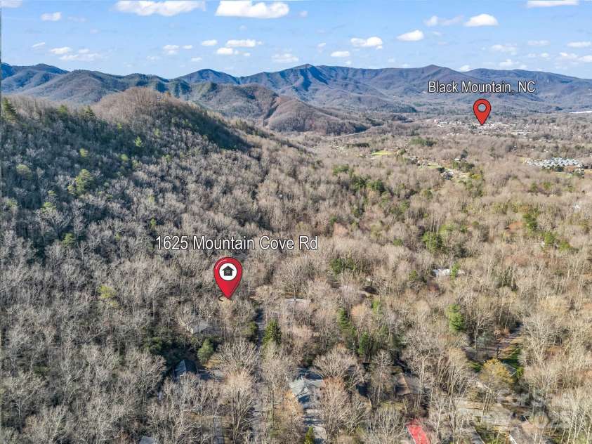 1625 Mountain Cove Road, Black Mountain, NC 28711.  MLS# CAR4237379, YatesRealty ID 23907. 