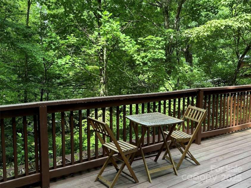1625 Mountain Cove Road, Black Mountain, NC 28711.  MLS# CAR4237379, YatesRealty ID 23907. 