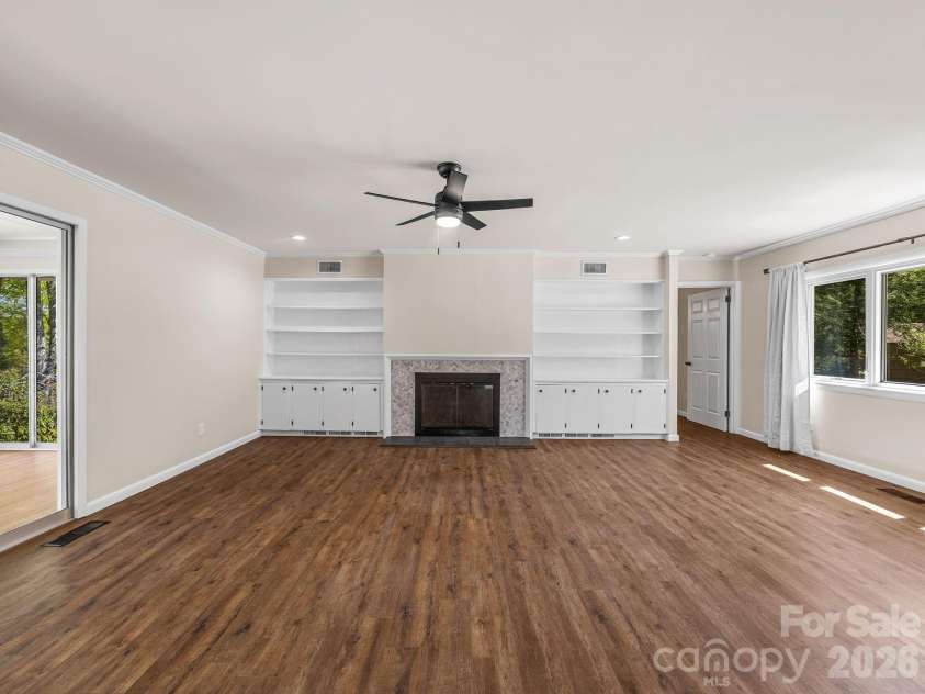 110 Persimmon Hill Court, Columbus, NC 28722.  MLS# CAR4370785, YatesRealty ID 23909. 