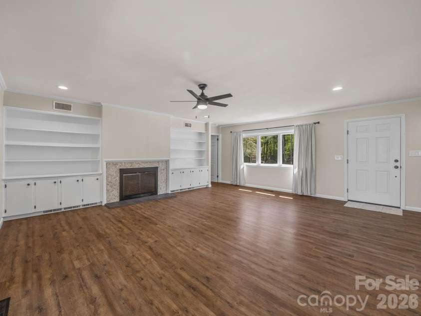 110 Persimmon Hill Court, Columbus, NC 28722.  MLS# CAR4370785, YatesRealty ID 23909. 