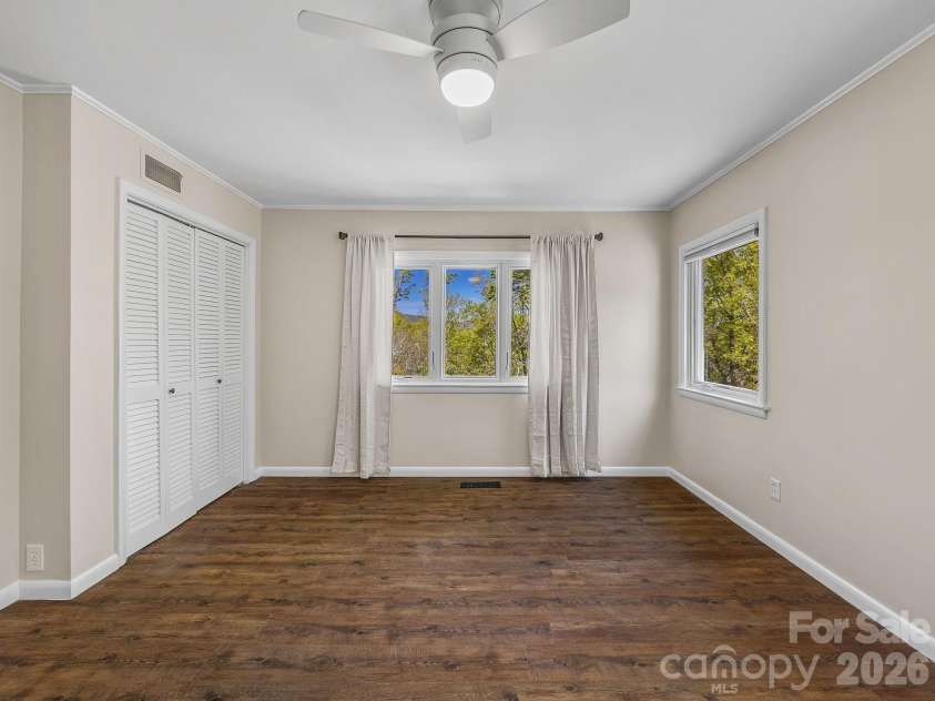 110 Persimmon Hill Court, Columbus, NC 28722.  MLS# CAR4370785, YatesRealty ID 23909. 