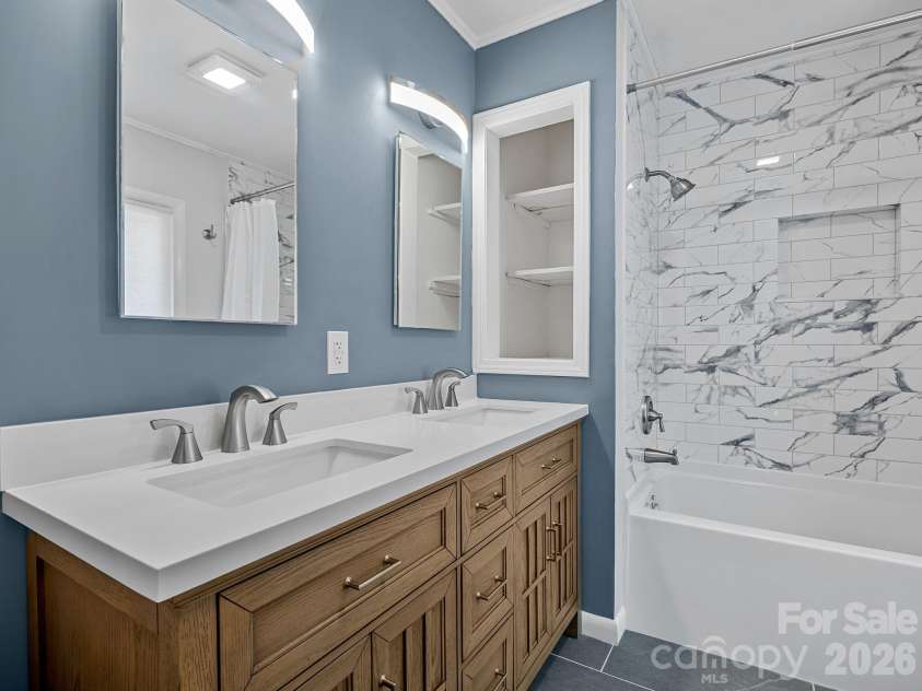 110 Persimmon Hill Court, Columbus, NC 28722.  MLS# CAR4370785, YatesRealty ID 23909. 