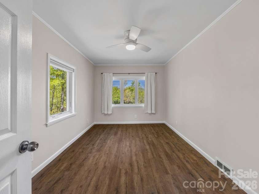 110 Persimmon Hill Court, Columbus, NC 28722.  MLS# CAR4370785, YatesRealty ID 23909. 