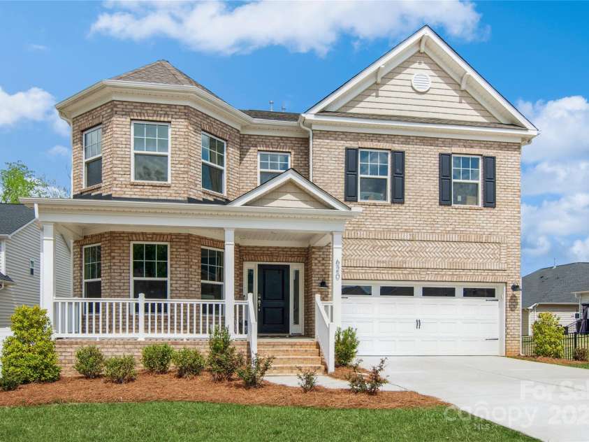 620 Baneberry Bluff Court, Rock Hill, SC 29732.  MLS# CAR4244233, YatesRealty ID 23909. 