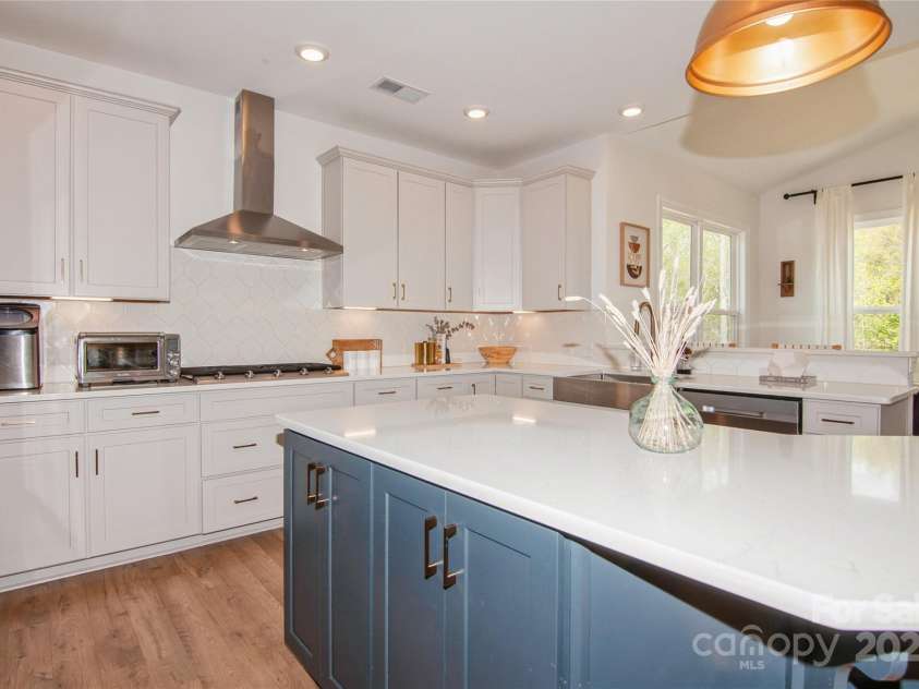 620 Baneberry Bluff Court, Rock Hill, SC 29732.  MLS# CAR4244233, YatesRealty ID 23909. Kitchen