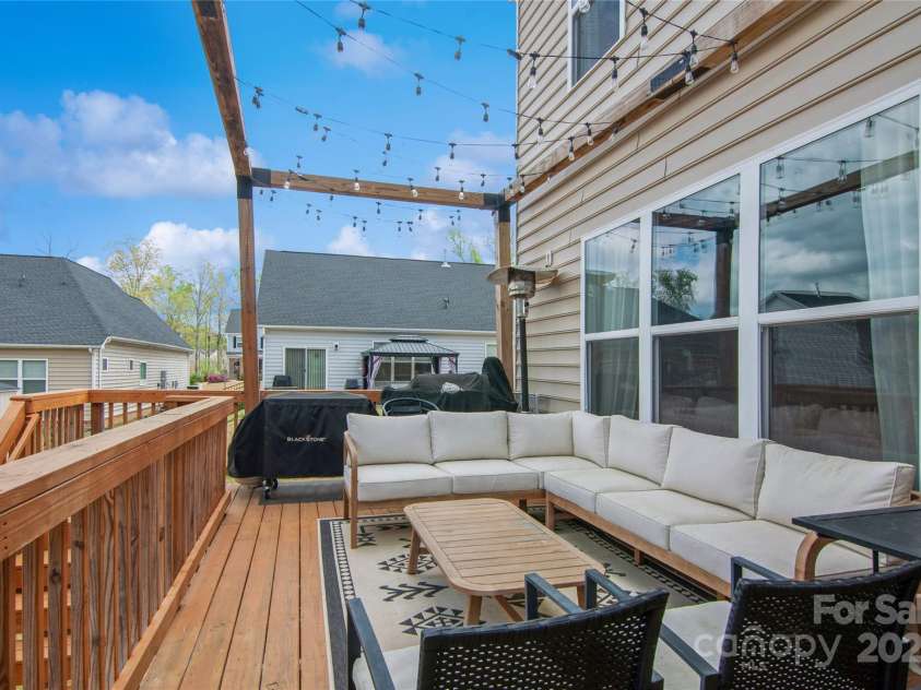 620 Baneberry Bluff Court, Rock Hill, SC 29732.  MLS# CAR4244233, YatesRealty ID 23909. Main Level Deck