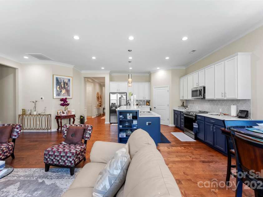 19004 Dry Narrows Way, Charlotte, NC 28278.  MLS# CAR4263509, YatesRealty ID 23911. 