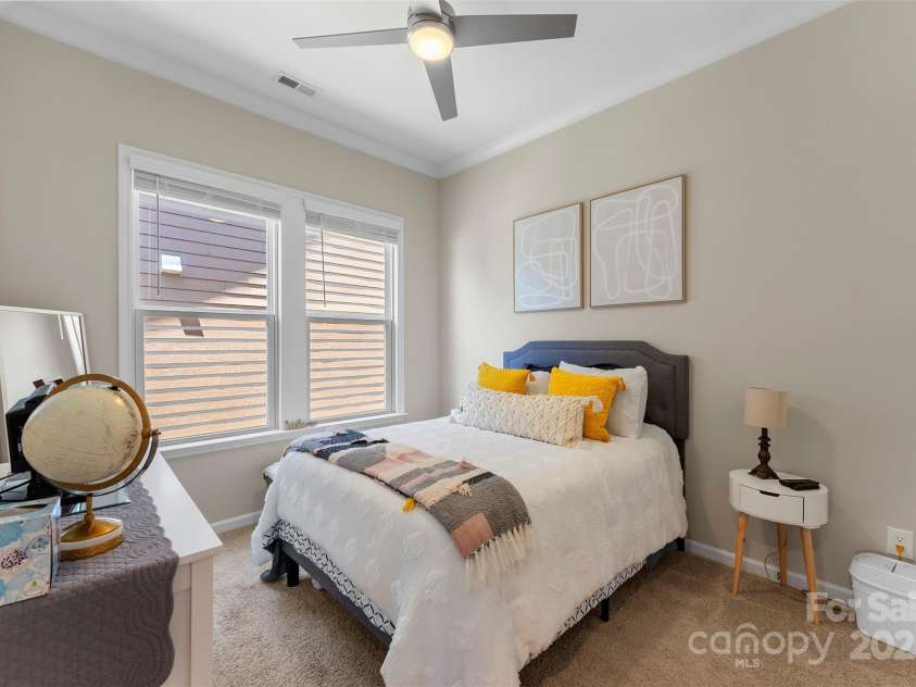 19004 Dry Narrows Way, Charlotte, NC 28278.  MLS# CAR4263509, YatesRealty ID 23911. 