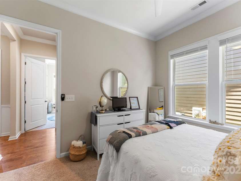 19004 Dry Narrows Way, Charlotte, NC 28278.  MLS# CAR4263509, YatesRealty ID 23911. 