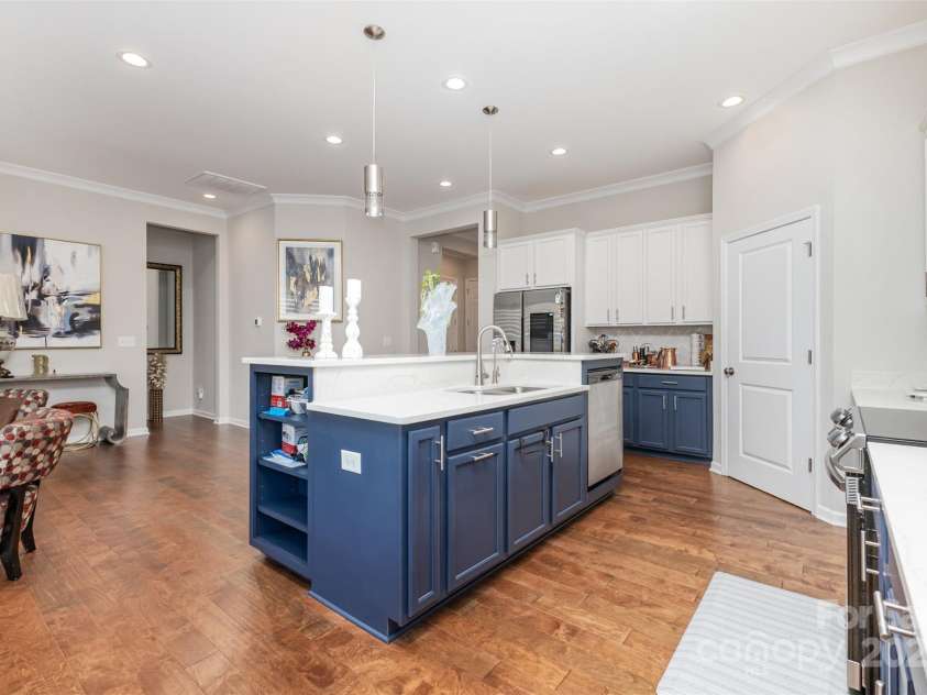 19004 Dry Narrows Way, Charlotte, NC 28278.  MLS# CAR4326256, YatesRealty ID 23911. 