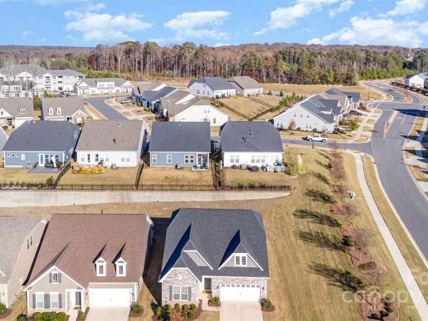 19004 Dry Narrows Way, Charlotte, NC 28278.  MLS# CAR4326256, YatesRealty ID 23911. 