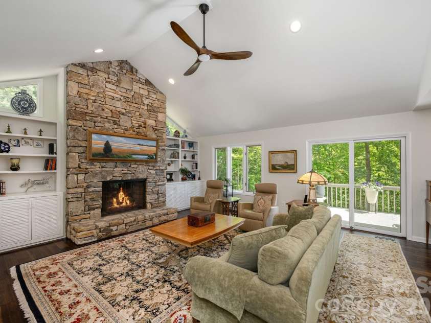 258 DALHOUSIE Court, Flat Rock, NC 28731.  MLS# CAR4379013, YatesRealty ID 23912. 