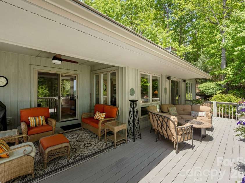 258 DALHOUSIE Court, Flat Rock, NC 28731.  MLS# CAR4379013, YatesRealty ID 23912. 