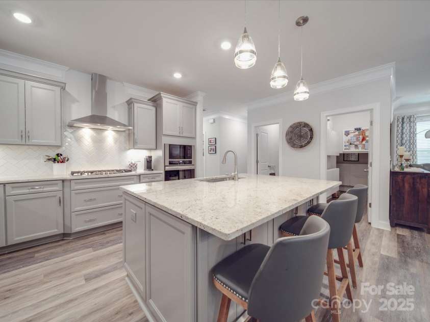 647 R L Stowe Road, Belmont, NC 28012.  MLS# CAR4267102, YatesRealty ID 23912. 