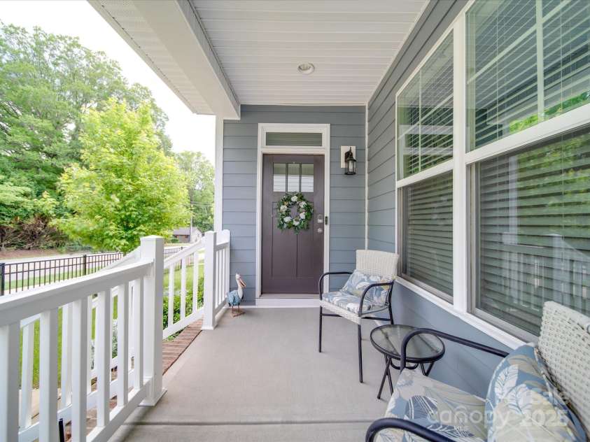 647 R L Stowe Road, Belmont, NC 28012.  MLS# CAR4267102, YatesRealty ID 23912. 