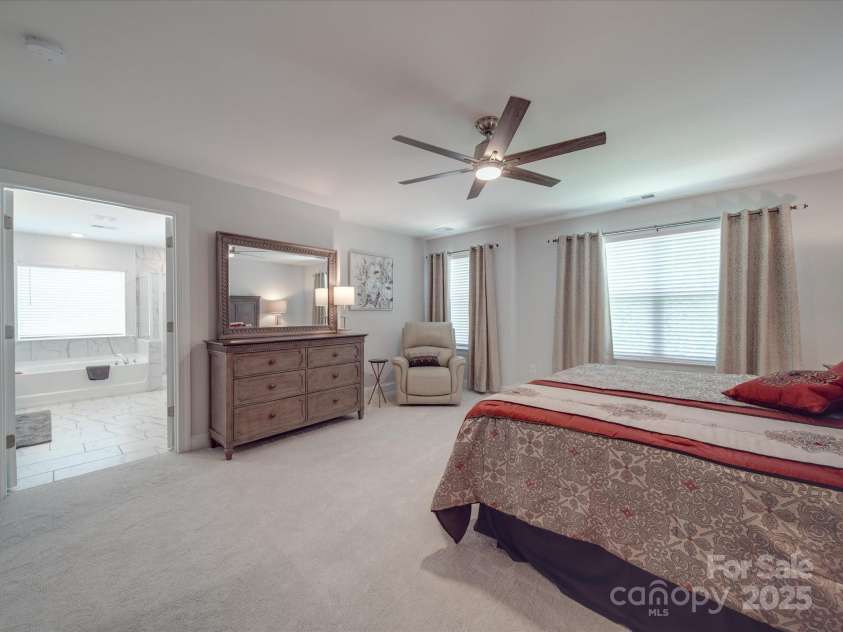 647 R L Stowe Road, Belmont, NC 28012.  MLS# CAR4267102, YatesRealty ID 23912. 