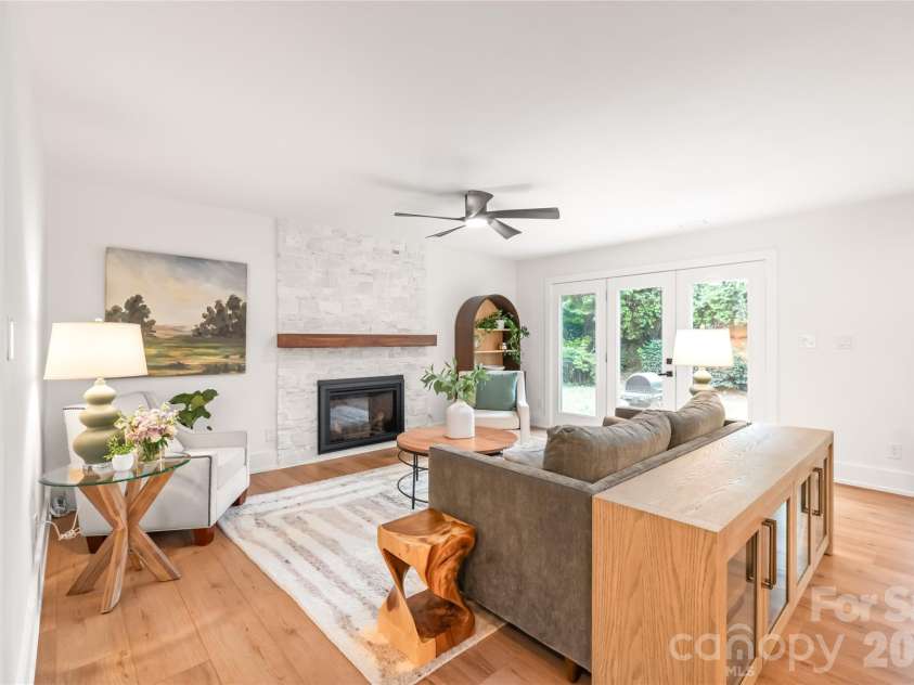 2900 Polo Ridge Court, Charlotte, NC 28210.  MLS# CAR4379380, YatesRealty ID 23913. 
