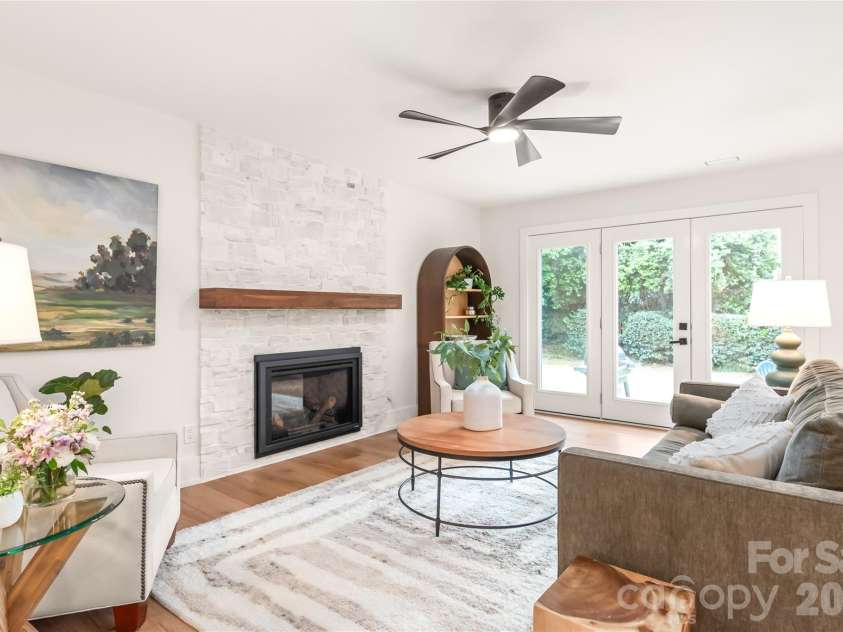 2900 Polo Ridge Court, Charlotte, NC 28210.  MLS# CAR4379380, YatesRealty ID 23913. 