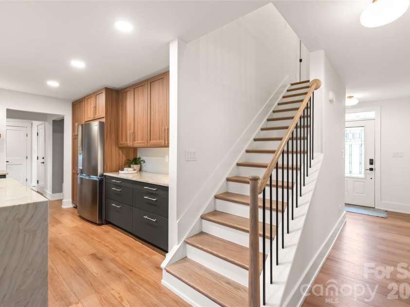 2900 Polo Ridge Court, Charlotte, NC 28210.  MLS# CAR4379380, YatesRealty ID 23913. 