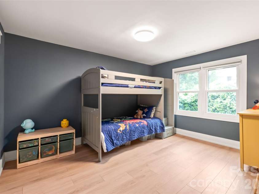 2900 Polo Ridge Court, Charlotte, NC 28210.  MLS# CAR4379380, YatesRealty ID 23913. 