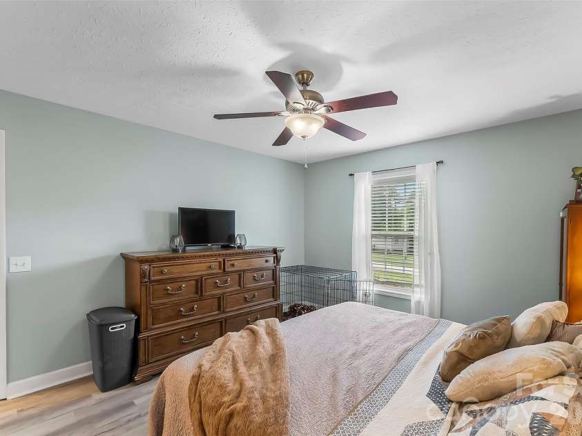 1498 Salem Road, Morganton, NC 28655.  MLS# CAR4383304, YatesRealty ID 23915. 