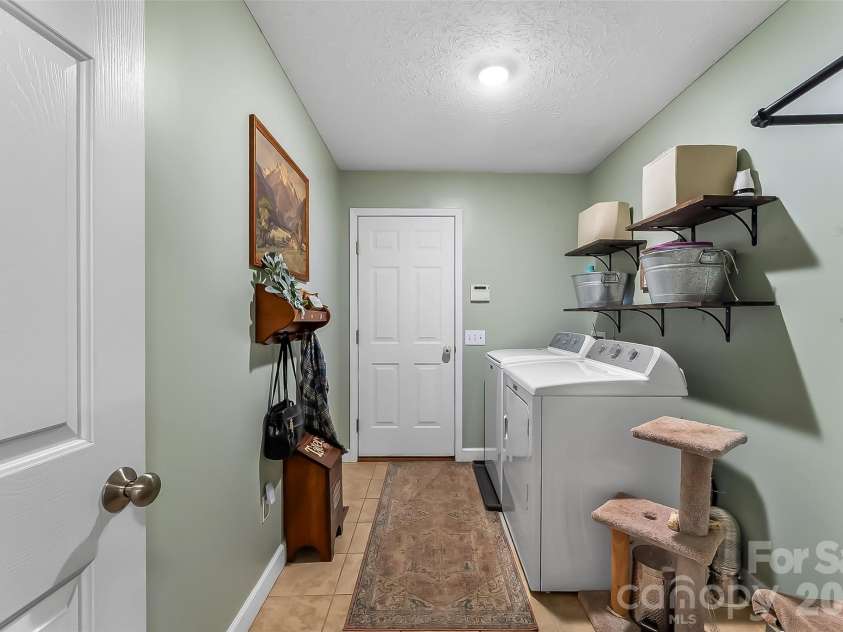 1498 Salem Road, Morganton, NC 28655.  MLS# CAR4383304, YatesRealty ID 23915. 